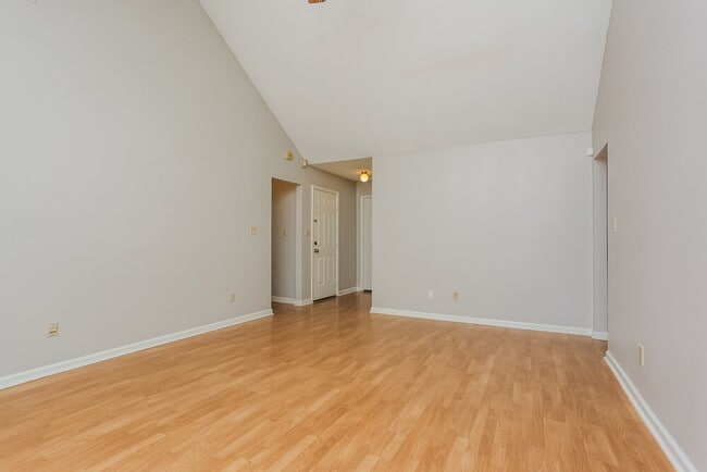 Photo - 7117 Puddin Ln