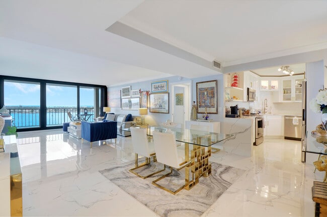 Photo - 130 Lakeshore Dr Unit 1121