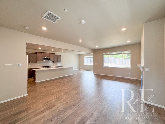 Photo - Luxury 4-Bedroom Home with Loft, 10' Ceilings, Gourmet Kitchen & Premium Upgrades