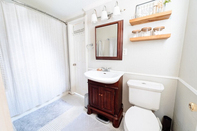 Photo - 1025 N 34th St Unit SI ID1352448P