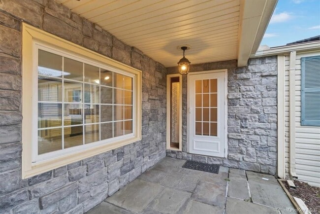 Photo - 1467 Goshen Turnpike