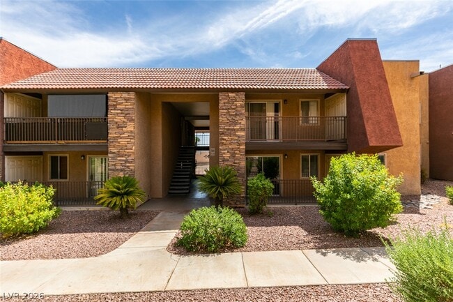Building Photo - 4450 Sandy River Dr Unit 93