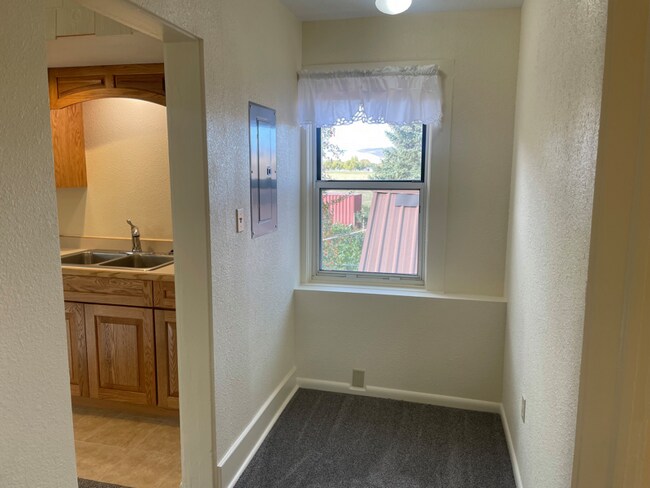 Photo - 3830 Green Meadow Dr Unidad 2