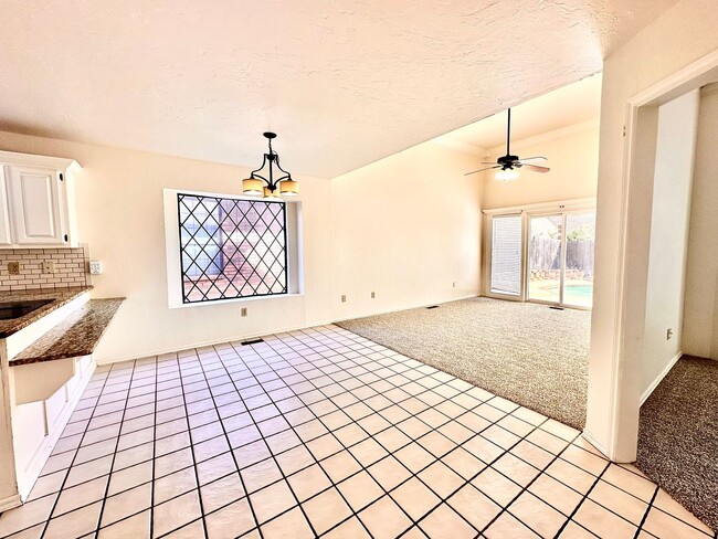 Photo - Spacious 4 Bed in Deer Creek