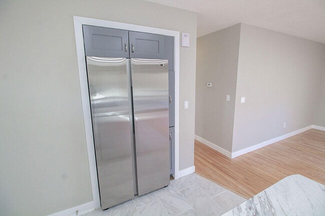 Photo - 715 Bluffdale Dr