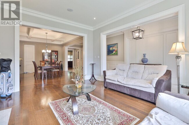 Photo - 154 Munro Blvd