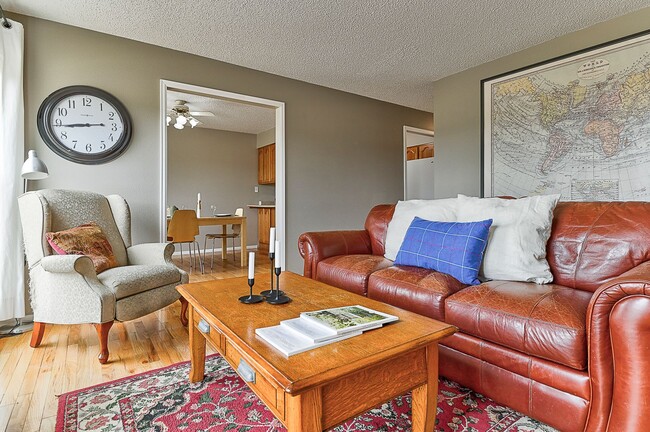 Photo - 5150 Saddle Dr