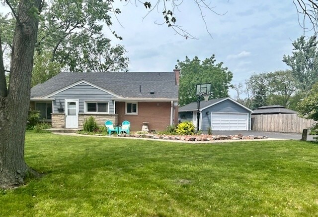 Photo - 3040 Knollwood Ln House