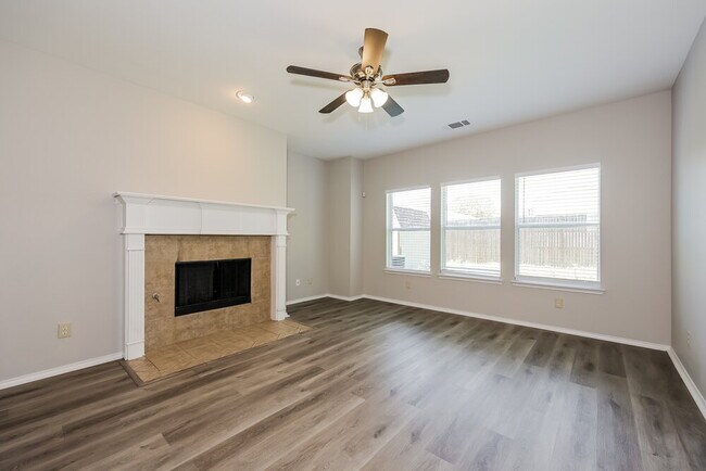 Photo - 813 Loftin St