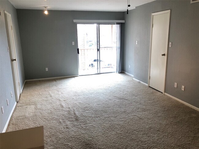 Photo - 10615 Briar Forest Dr Unidad 107