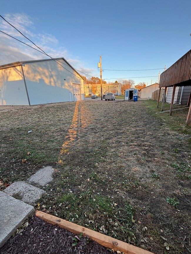 Photo - 620 S Rowley St