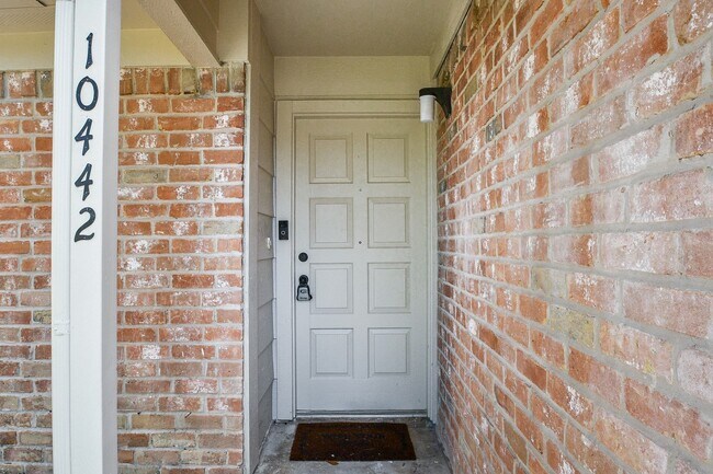 Photo - 10442 Norton Dr