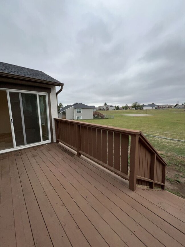 Photo - 268 Mellette Ct