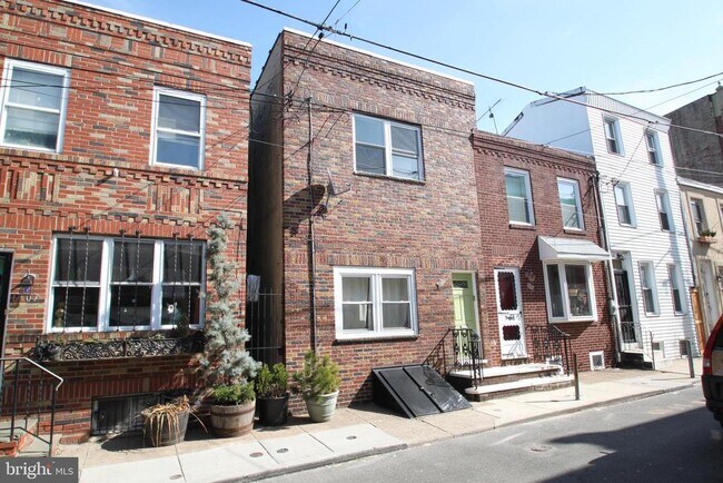 Photo - 1309 S Warnock St Unit 2