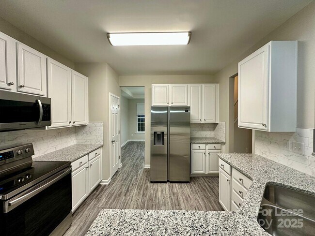 Photo - 4427 Eglinton Toll Ct