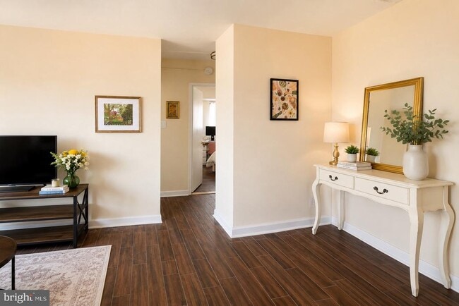 Photo - 2101 Chestnut St Unit 1818
