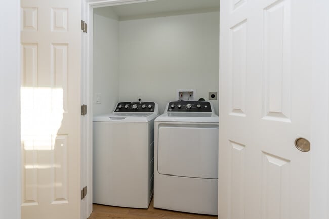 Photo - 4826 Rolando Blvd Unidad 4824