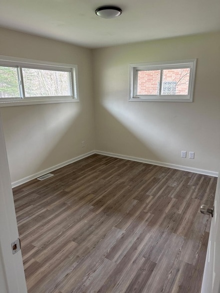 Photo - 5738 Pennsylvania St