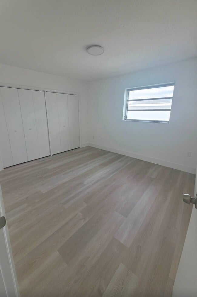Photo - 1470 NW 3rd St