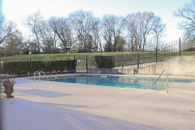 Photo - 523 N Bertrand St Unit 218