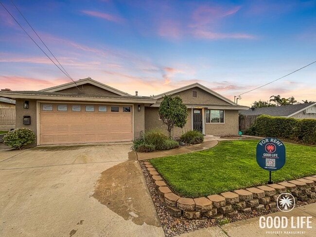 Photo - Gorgeous 3B/2BA Home in Chula Vista W/ W/D, A/C, Bonus Room, Covered Patio, & Pool!