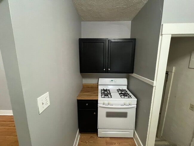 Photo - Huge Garage, Fenced Backyard, Laundry