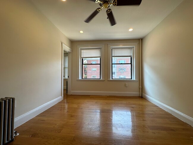 Photo - 158 Kelton St Unit 248-3