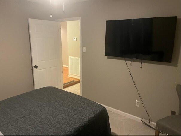 Photo - 5711 Toddington Rd