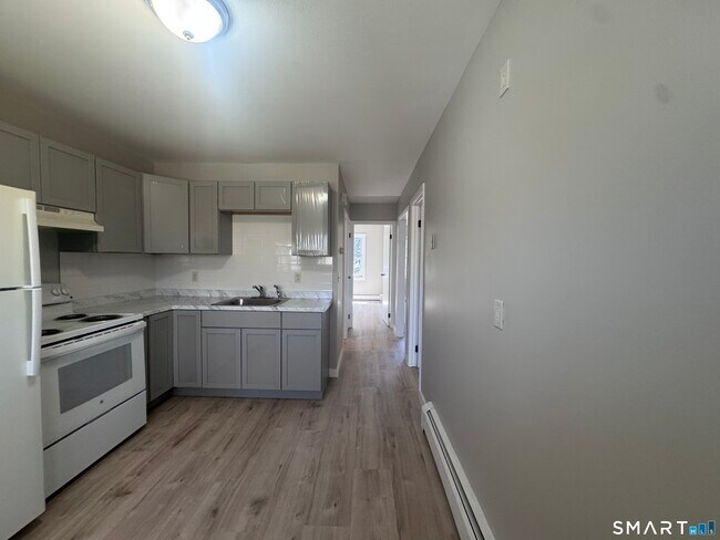 Photo - 197 Potuccos Ring Rd Unit Apt 4