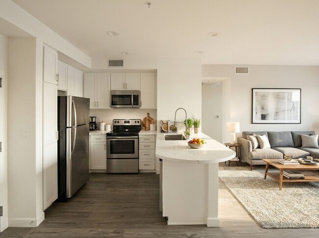 Photo - 3400 Cahuenga Blvd Los Angeles, CA 90068