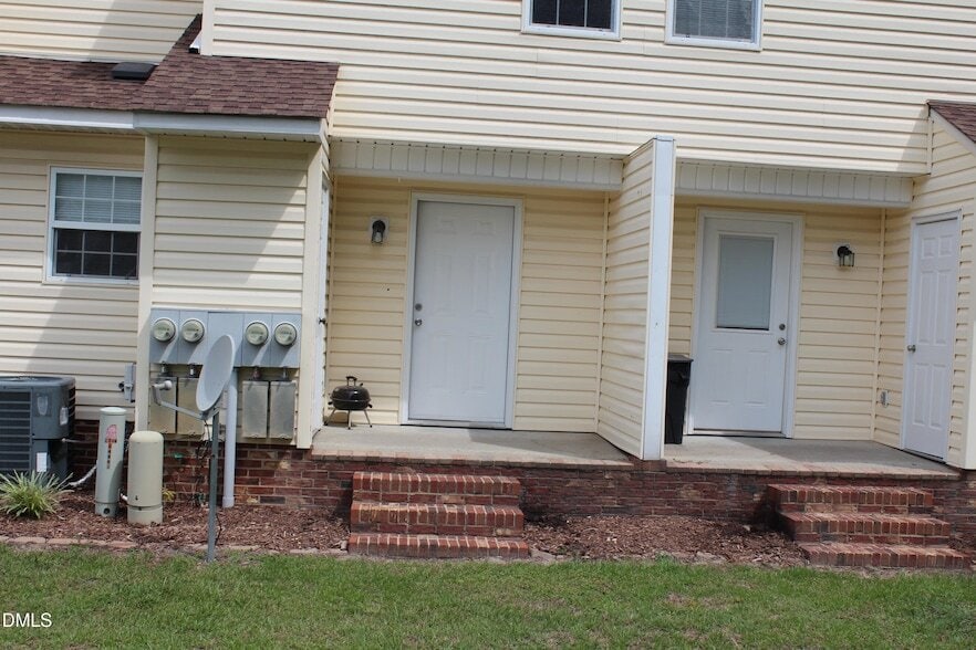 Photo - 324 Mae Byrd Rd