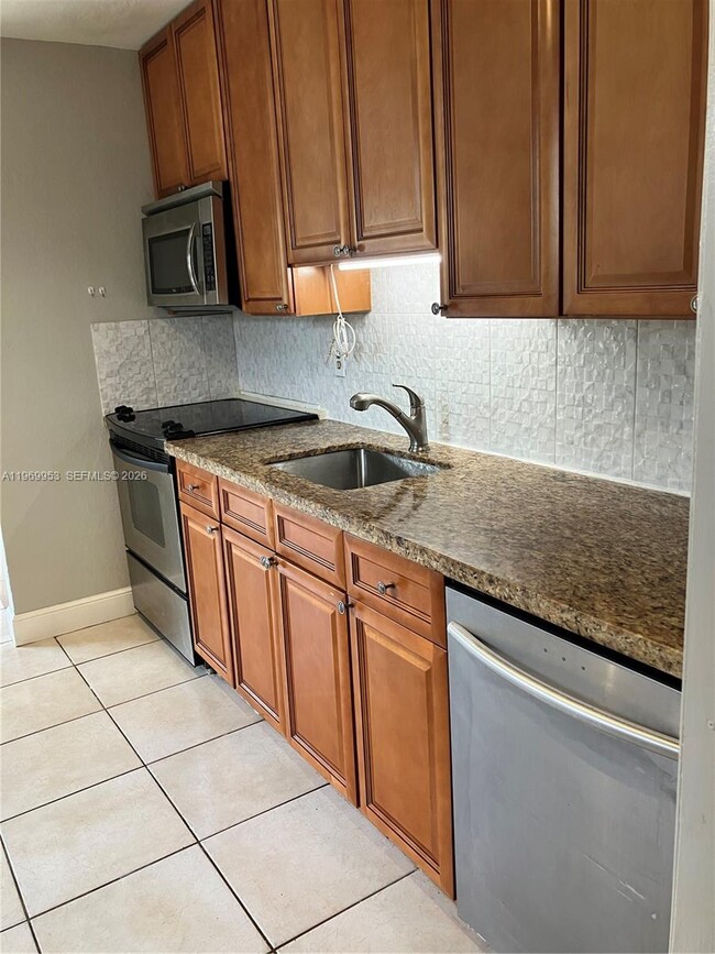 Photo - 5730 SW 37th St