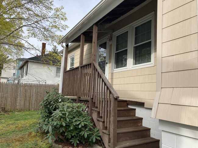 Photo - 31 W Old Orchard Ave