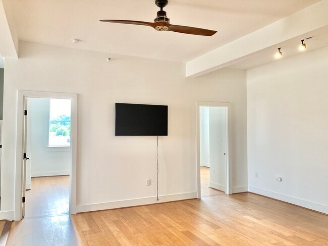 Living room of 3 bed/ 2 bath