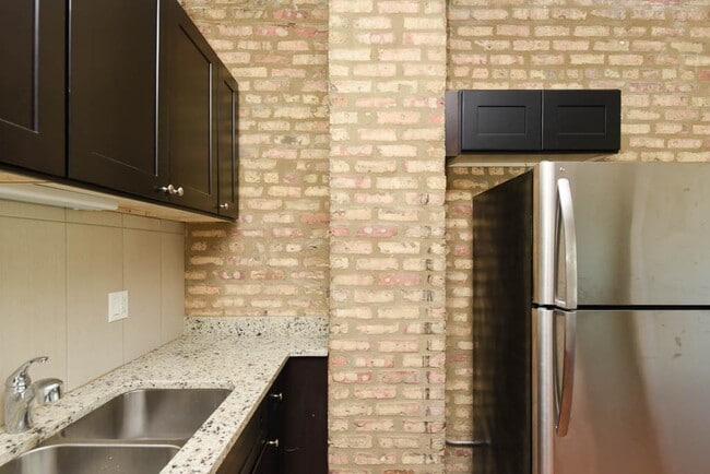 Photo - 3550 W Lawrence Ave Unit S3