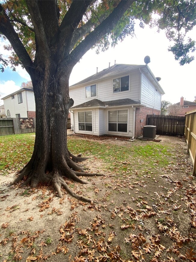 Photo - 3638 Red Fir Dr