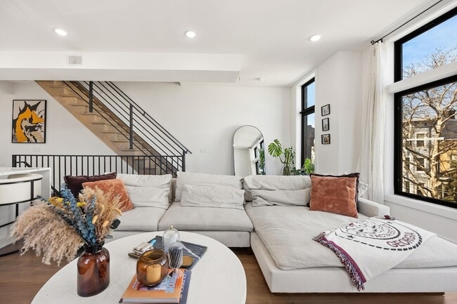 Photo - 121 Prospect St