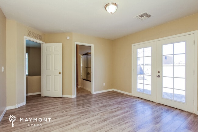 Photo - 2149 N Santiana Pl