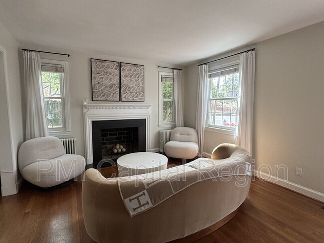 Photo - 8901 Seneca Ln