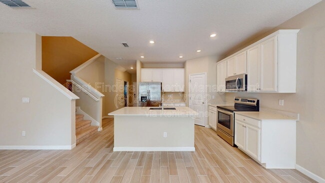 Photo - 486 Boracay Cir