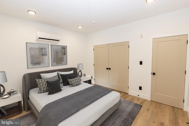 Photo - 2207 N 4th St