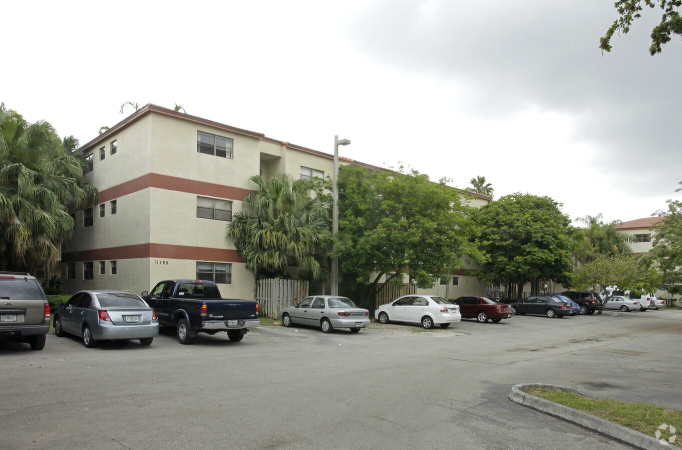 Sunpointe Apartments - Sunpointe Apartments