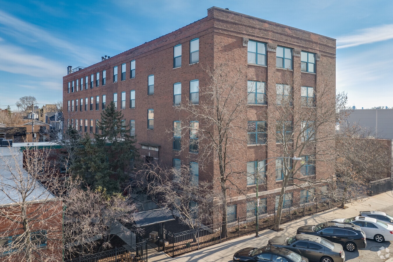 4745 N Ravenswood Ave - Ravenswood Station Lofts