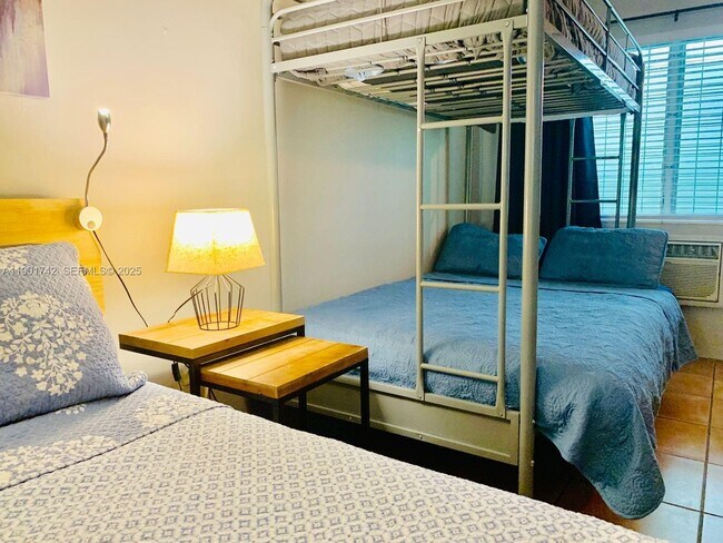 Photo - 825 Euclid Ave Unit 3