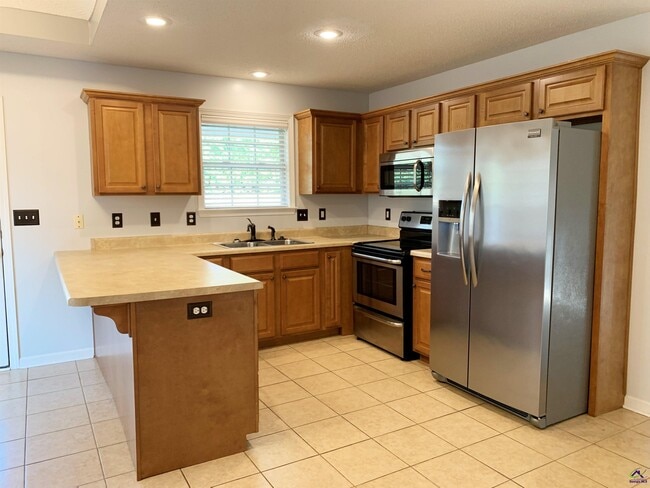 Photo - 110 Amber Dr