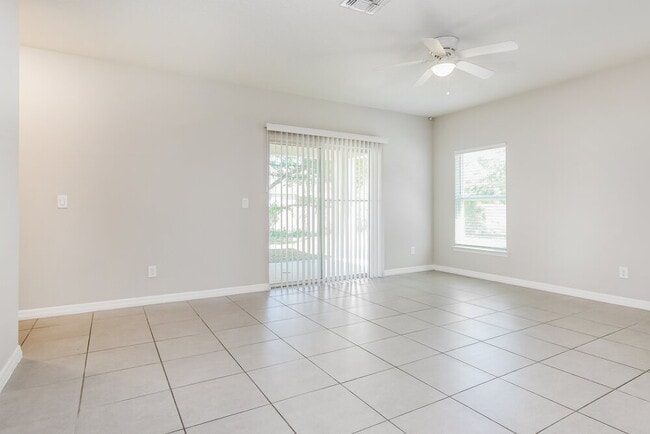 1387 Burnley Ct