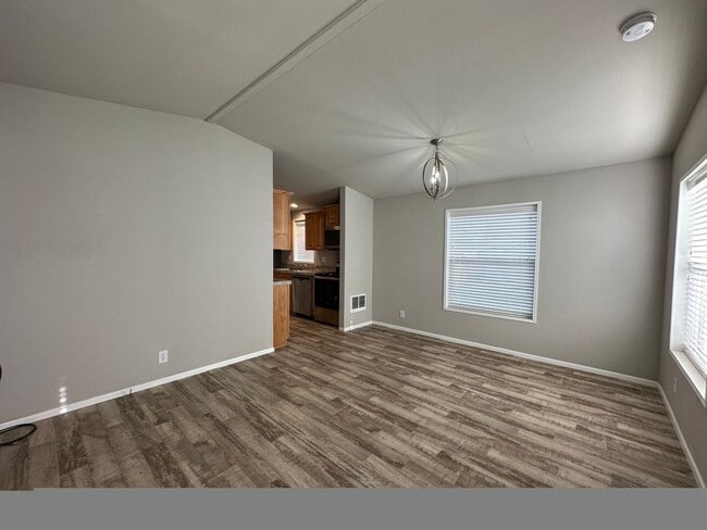 Photo - 223 SE 8th St