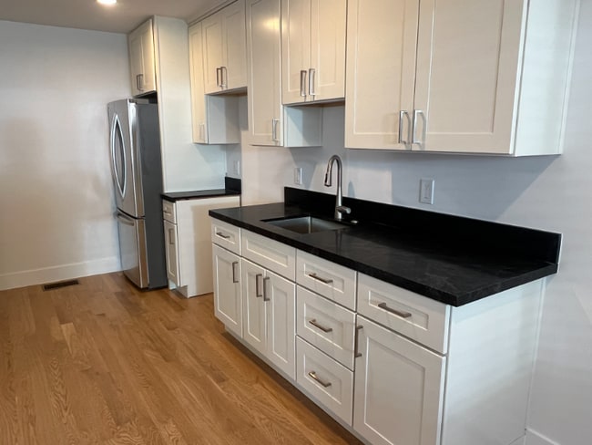 Photo - 807 Tahoe Blvd Unidad 1