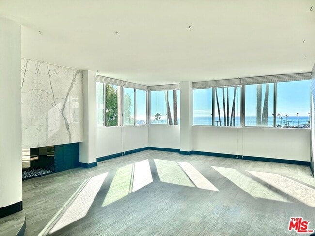 Photo - 17366 Sunset Blvd Unit 105