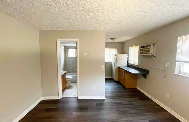 Photo - 555 Lowell Ave Unit 555-09